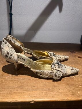 Prada Cream and Brown Floral Lace Pointed Slingback Pumps